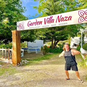 Hotel Garden Naza, Piqeras